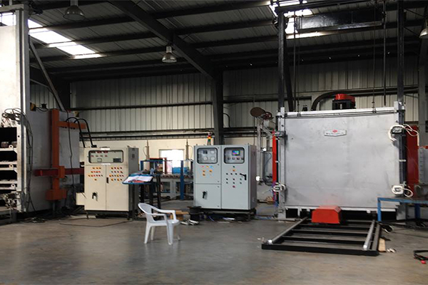 Furnace For Amorphous Heating Batch Type